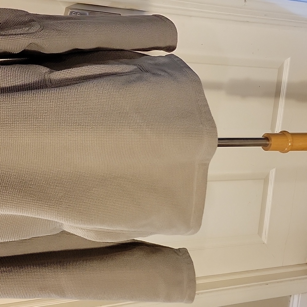 Half Zip Pullover that Reads Range Rover - Picture 5 of 11